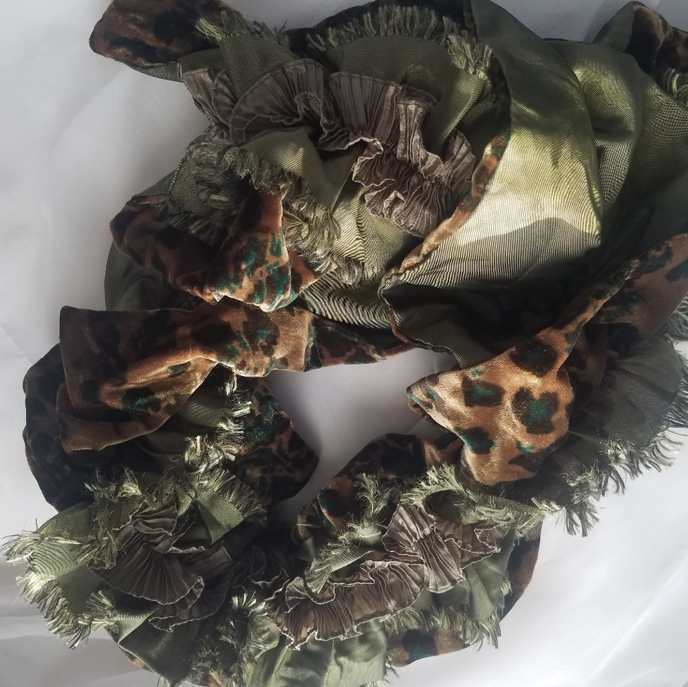 Wonderfully Multi-textured, Festive Scarf
